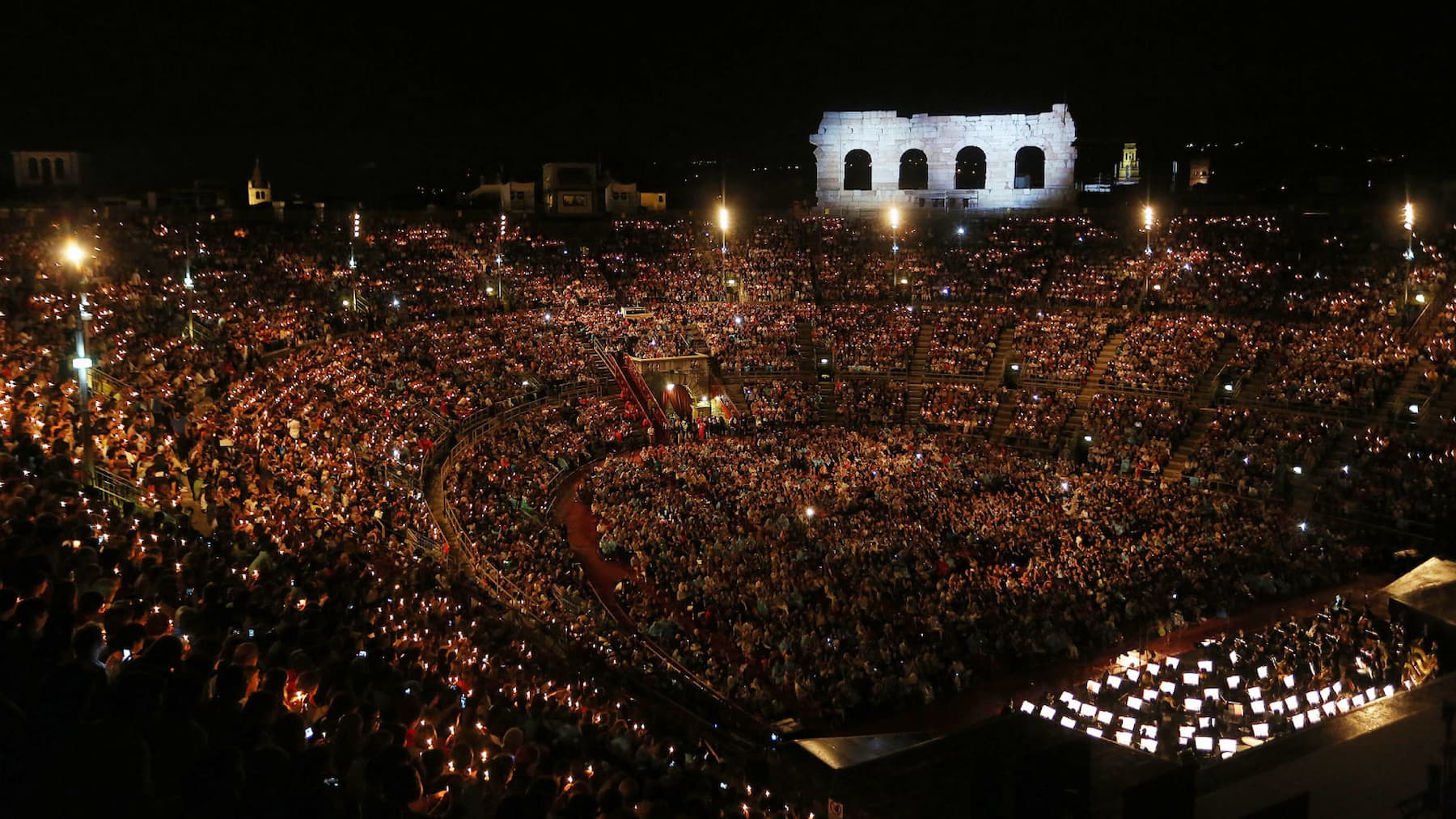 Allestimento arena di Verona